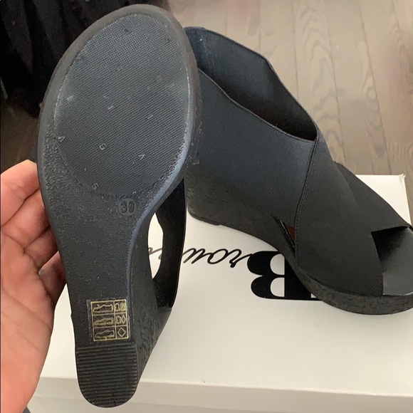 NEW browns shoes black strappy wedges - Picture 2 of 4